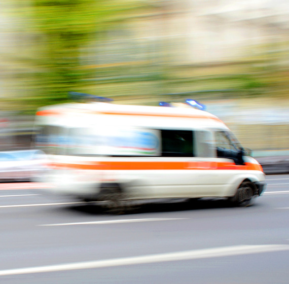 für Rettungsdienst Rettungsfahrzeug im Einsatz