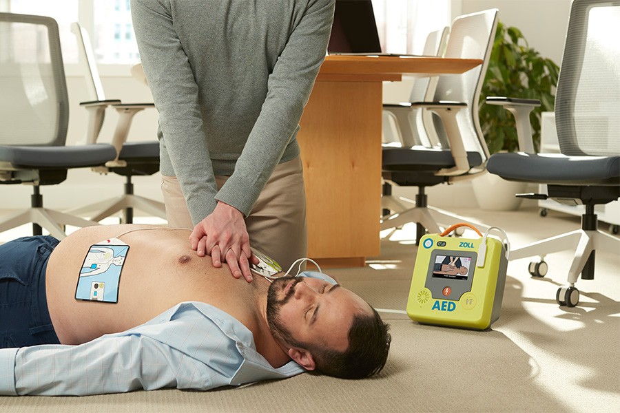 Reanimation mit ZOLL AED 3
